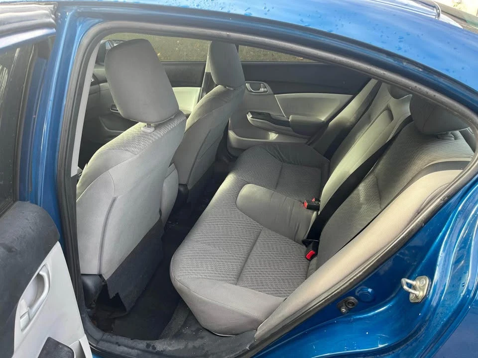 2015 Honda Civic 9th Gen - Image 6 of 9