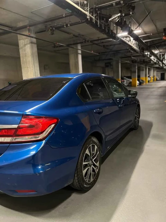 2015 Honda Civic 9th Gen - Image 9 of 13