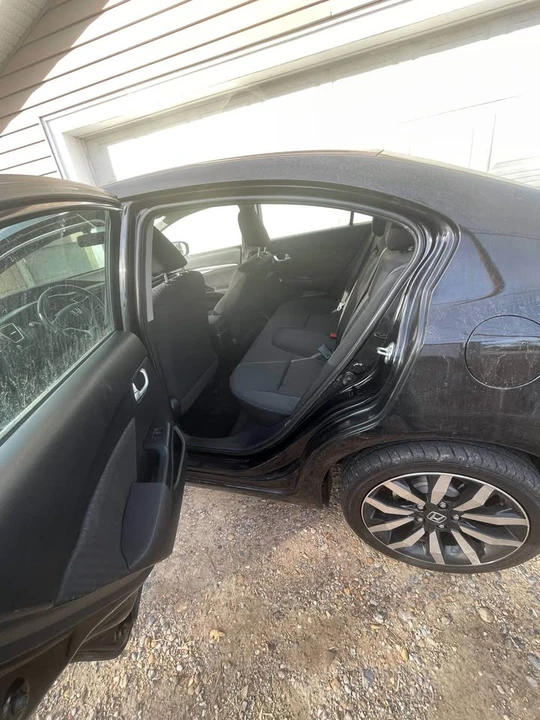 2015 Honda Civic 9th Gen - Image 8 of 11