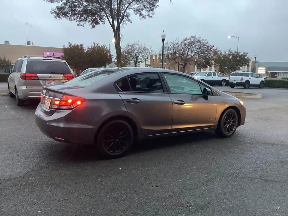 2015 Honda Civic 9th Gen - Image 8 of 9