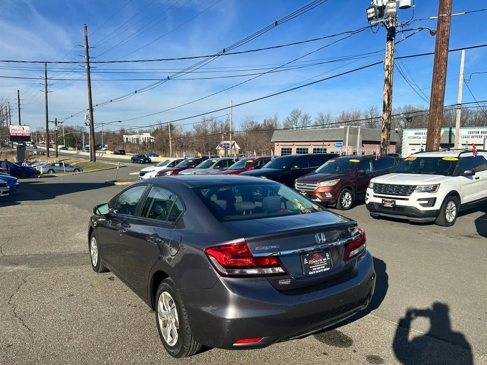2015 Honda Civic 9th Gen - Image 3 of 17