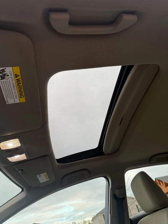 2015 Honda Civic 9th Gen - Image 3 of 14