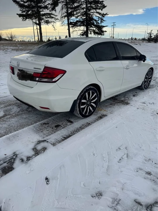 2015 Honda Civic 9th Gen - Image 2 of 6