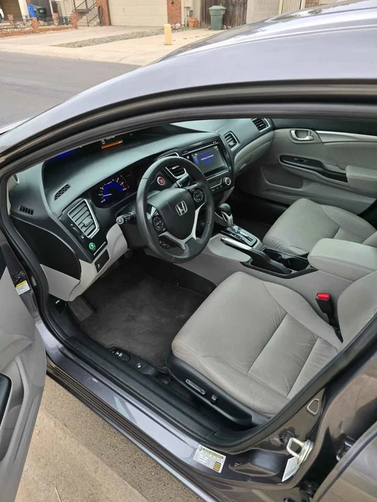 2015 Honda Civic 9th Gen - Image 9 of 11