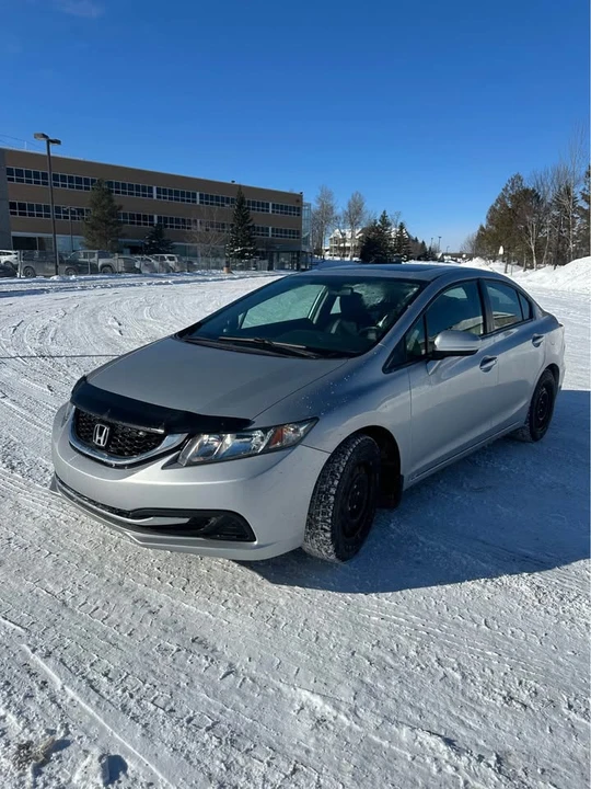 2015 Honda Civic 9th Gen - Image 2 of 16
