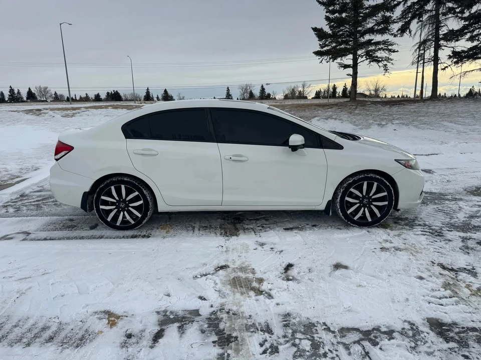 2015 Honda Civic 9th Gen - Image 5 of 6