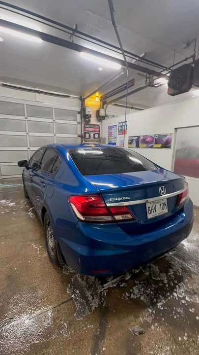 2015 Honda Civic 9th Gen - Image 3 of 10