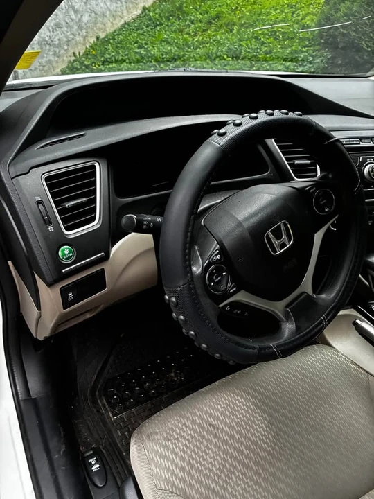 2015 Honda Civic 9th Gen - Image 5 of 6