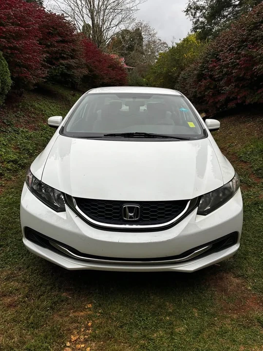 2015 Honda Civic 9th Gen - Image 2 of 6