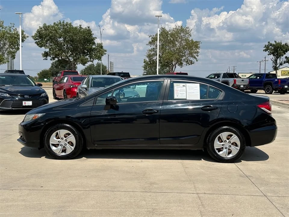 2015 Honda Civic 9th Gen - Image 2 of 19