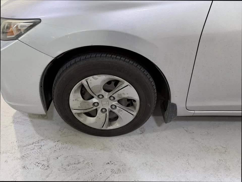 2015 Honda Civic 9th Gen - Image 7 of 16