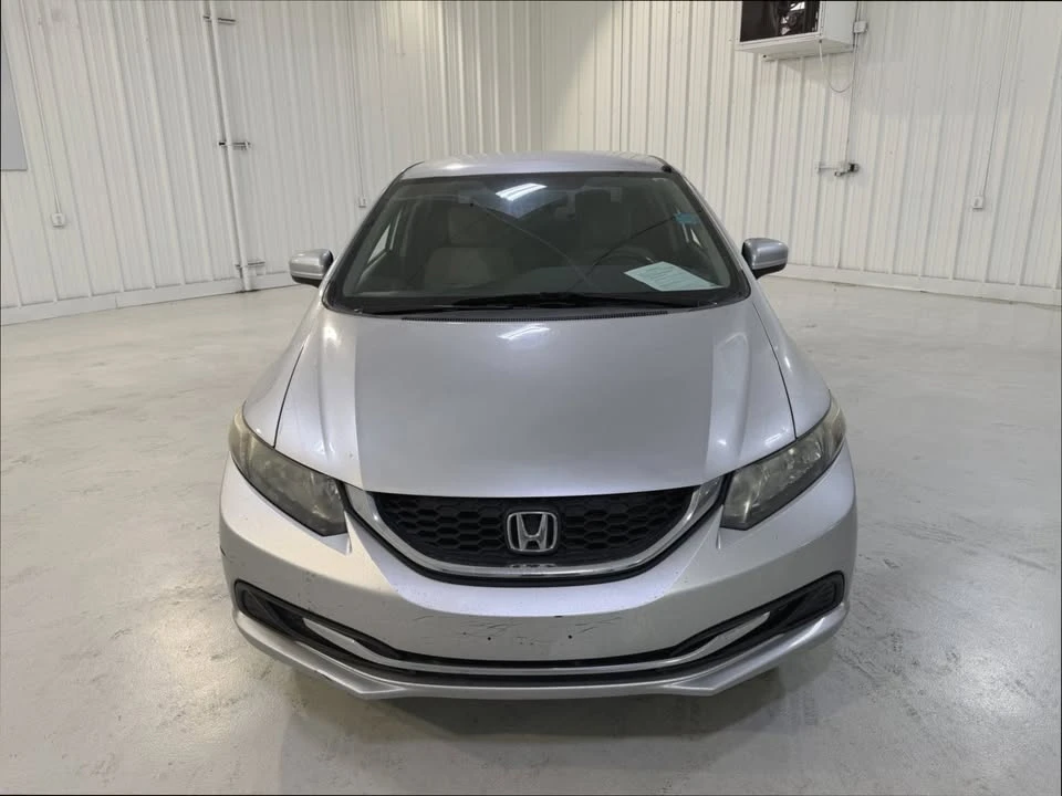 2015 Honda Civic 9th Gen - Image 6 of 16