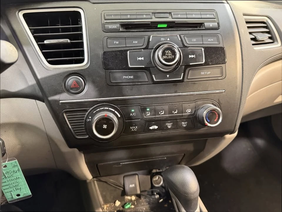 2015 Honda Civic 9th Gen - Image 14 of 16