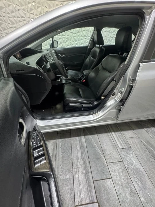 2015 Honda Civic 9th Gen - Image 7 of 11
