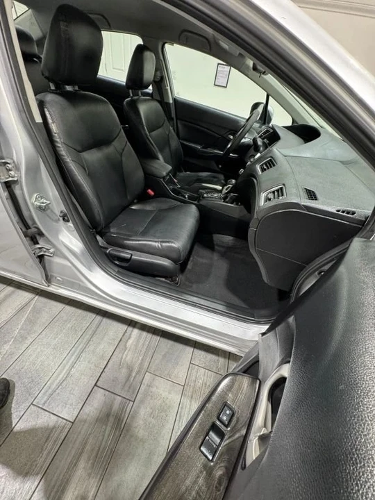 2015 Honda Civic 9th Gen - Image 6 of 11