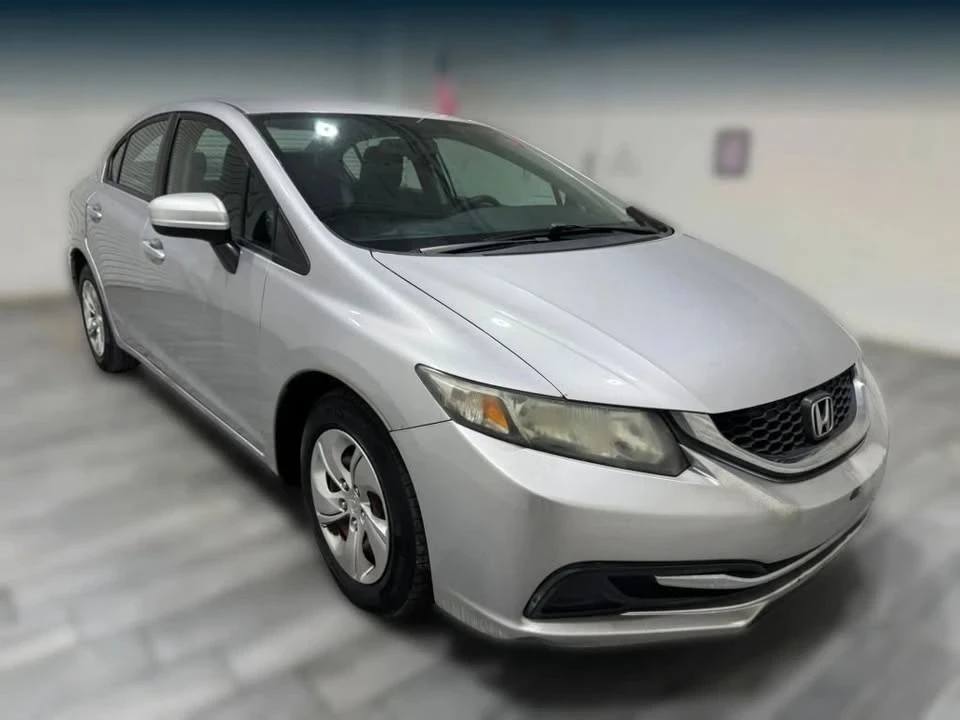 2015 Honda Civic 9th Gen - Image 2 of 10