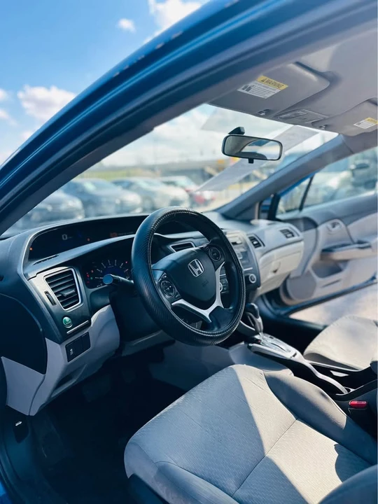 2015 Honda Civic 9th Gen - Image 13 of 18