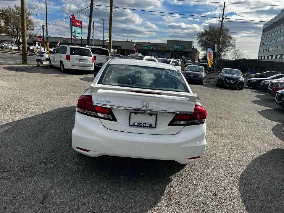 2015 Honda Civic 9th Gen - Image 2 of 17