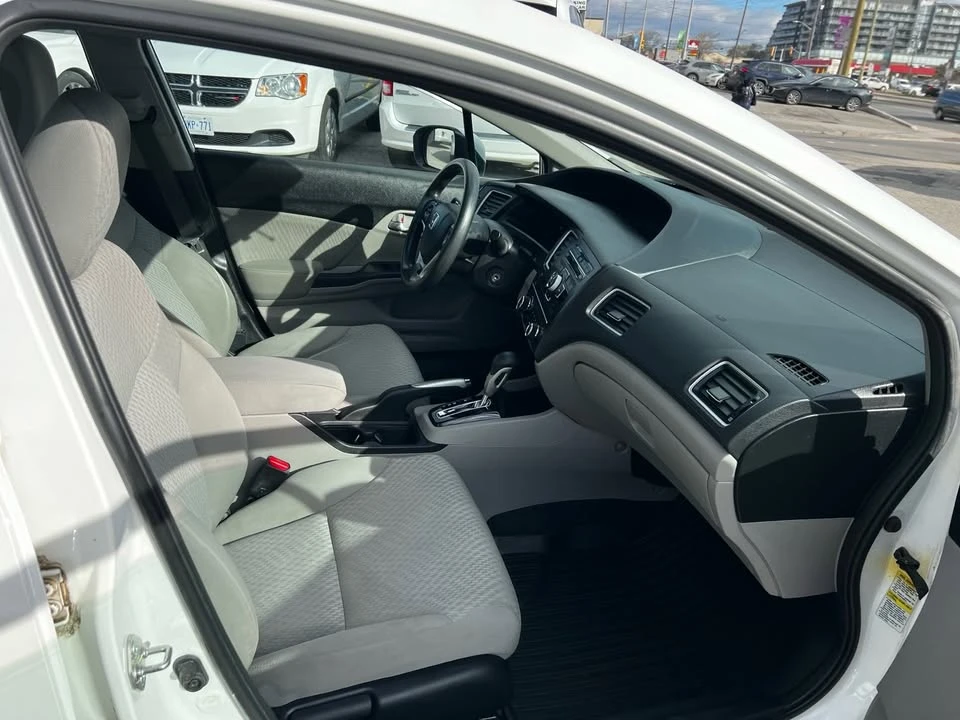 2015 Honda Civic 9th Gen - Image 5 of 17