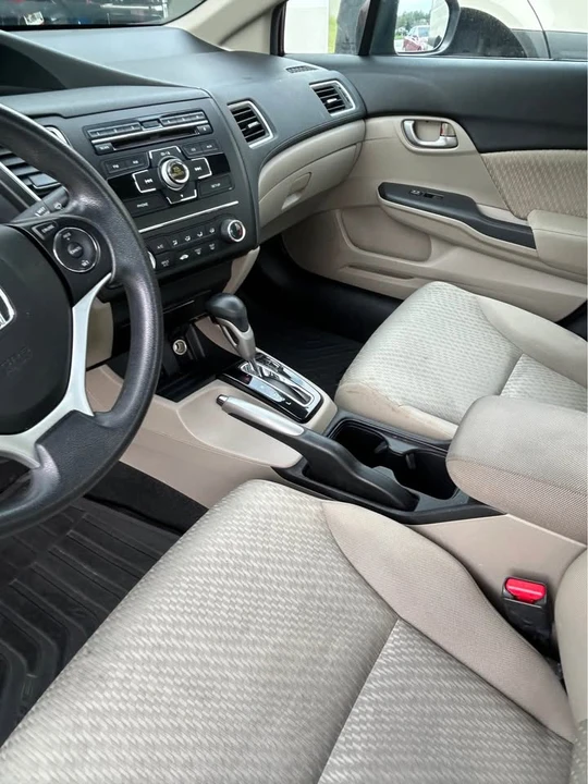 2015 Honda Civic 9th Gen - Image 6 of 8