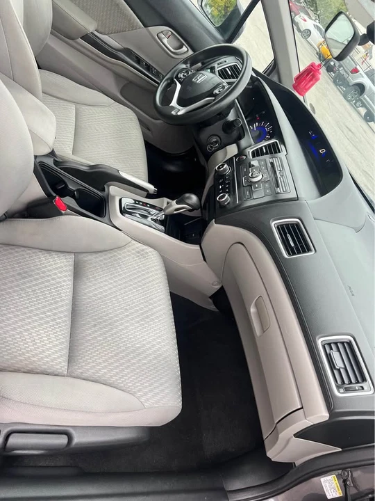 2015 Honda Civic 9th Gen - Image 7 of 7