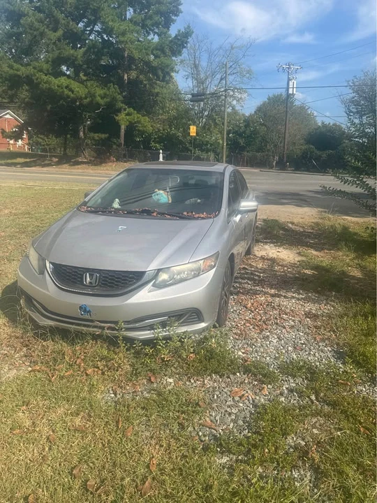 2015 Honda Civic 9th Gen - Image 2 of 2