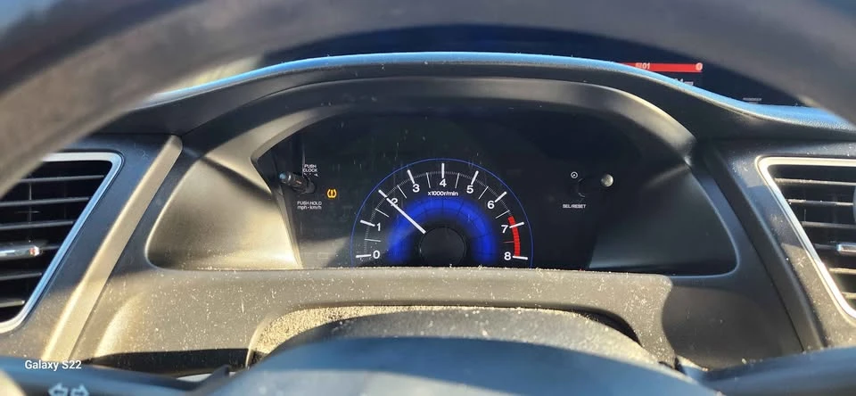 2015 Honda Civic 9th Gen - Image 10 of 13