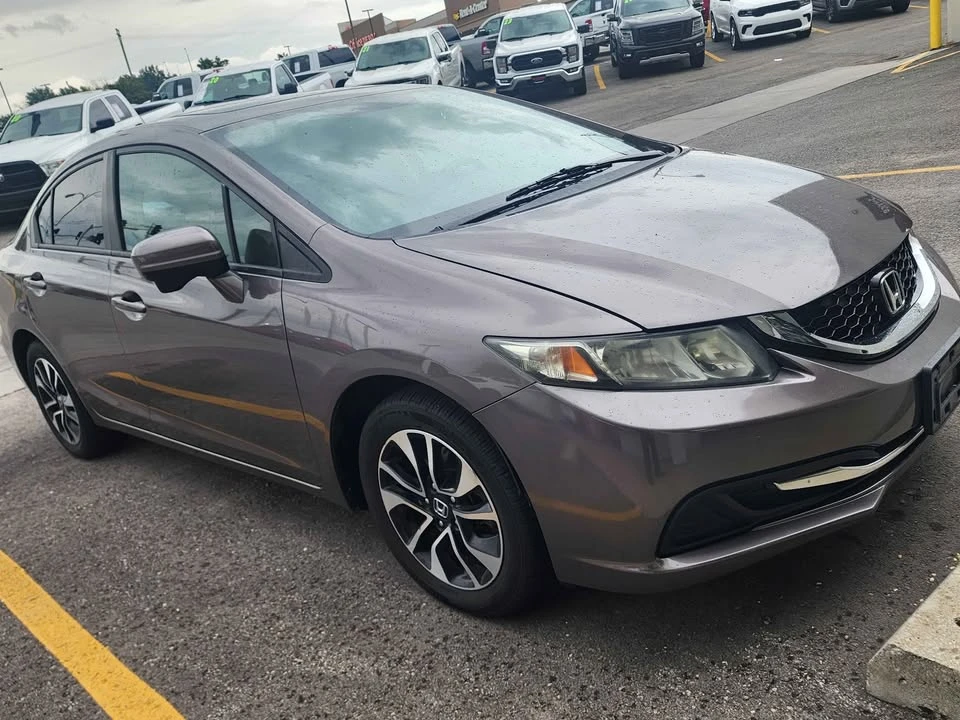 2015 Honda Civic 9th Gen - Image 2 of 10