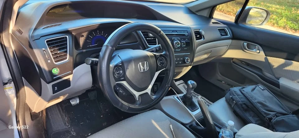 2015 Honda Civic 9th Gen - Image 3 of 13