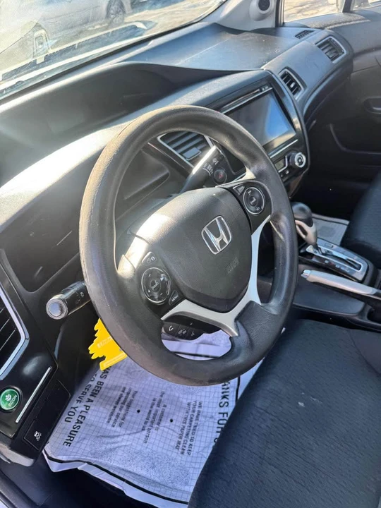 2015 Honda Civic 9th Gen - Image 3 of 16