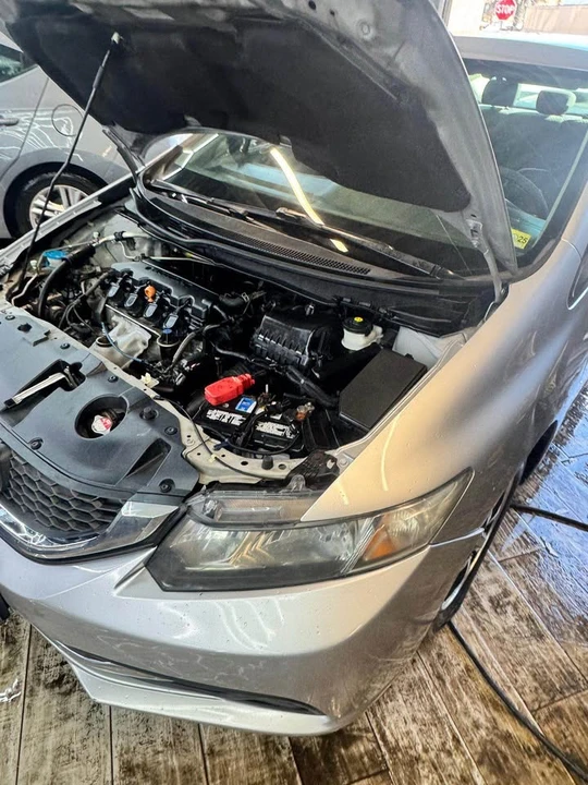 2015 Honda Civic 9th Gen - Image 7 of 16