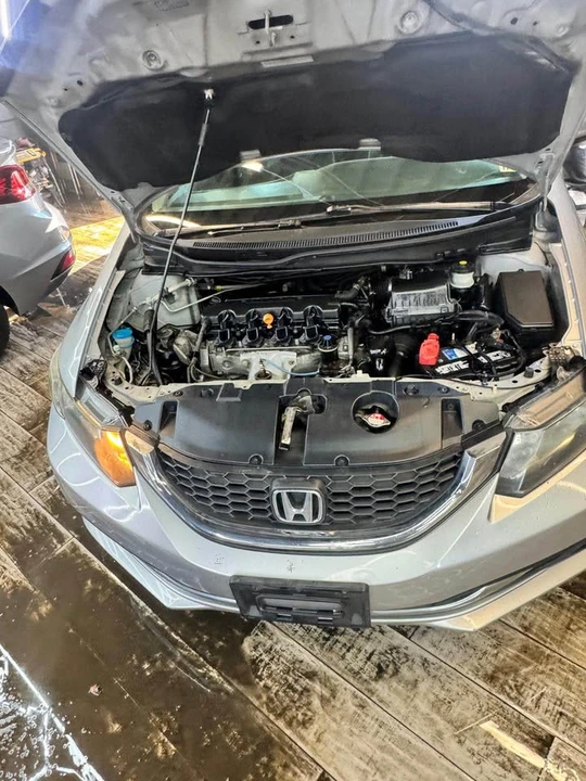 2015 Honda Civic 9th Gen - Image 8 of 16