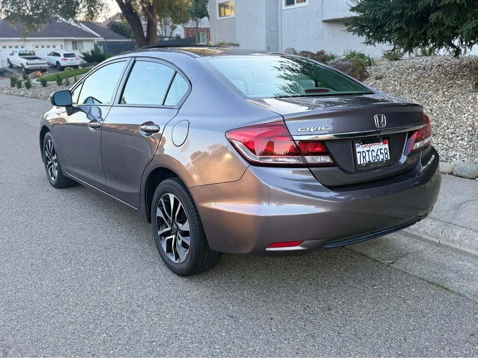 2015 Honda Civic 9th Gen - Image 3 of 16