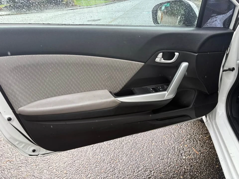 2015 Honda Civic 9th Gen - Image 11 of 16
