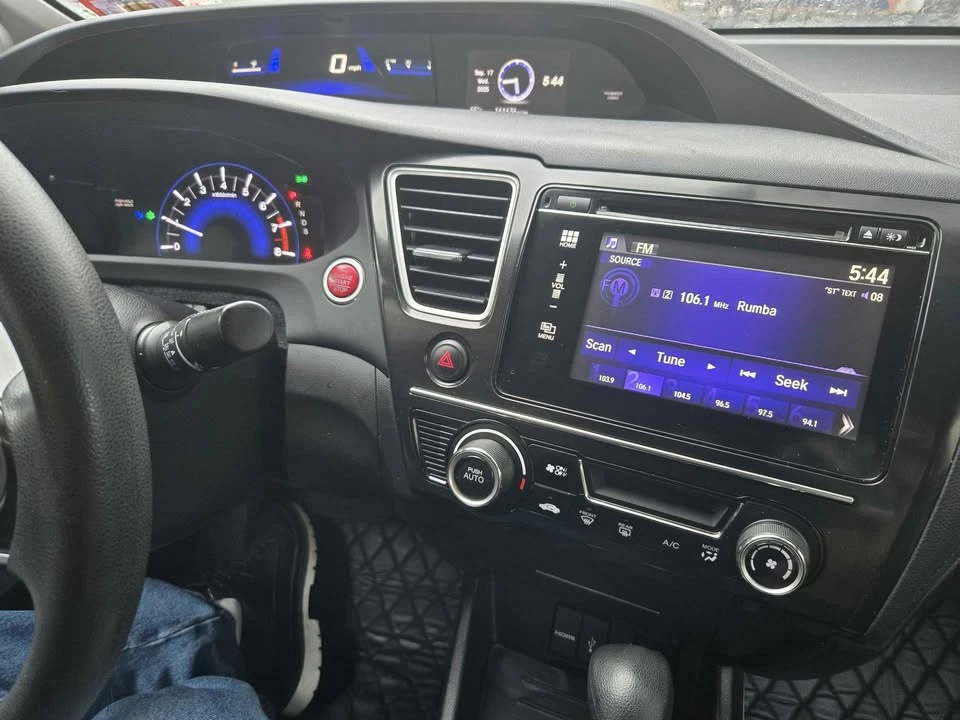 2015 Honda Civic 9th Gen - Image 7 of 8