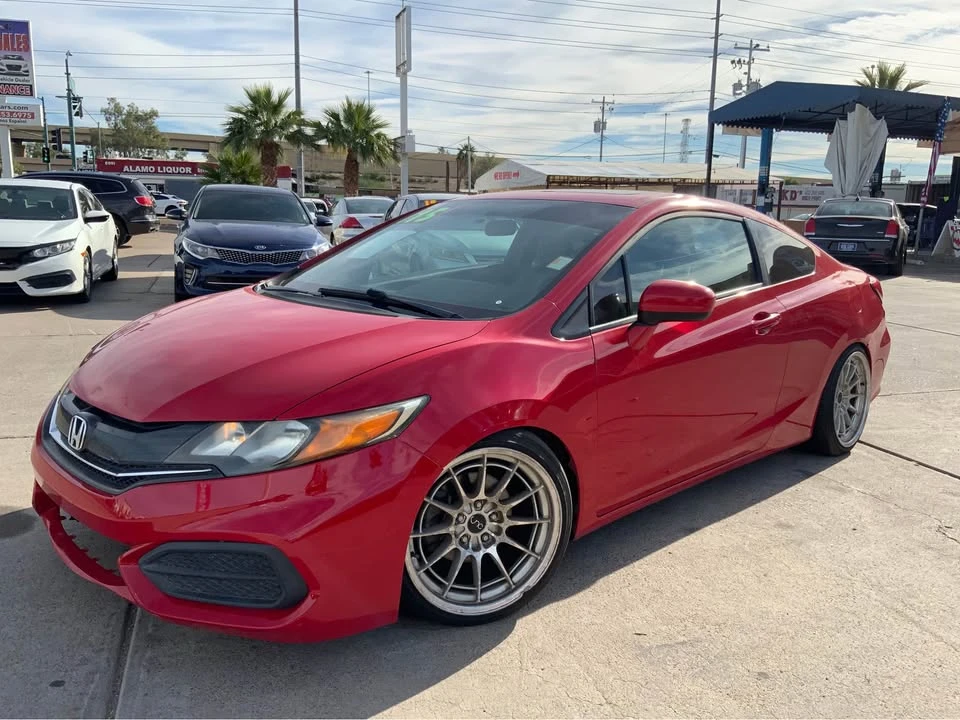 2015 Honda Civic 9th Gen - Image 3 of 8