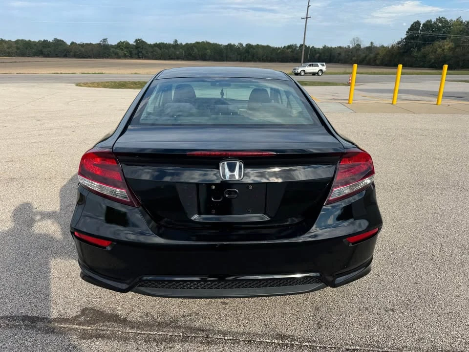 2015 Honda Civic 9th Gen - Image 6 of 15