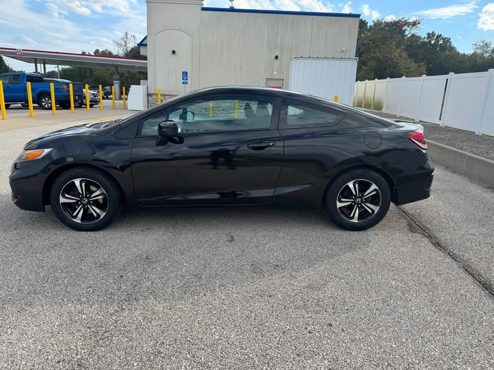 2015 Honda Civic 9th Gen - Image 4 of 15