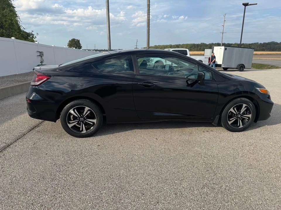 2015 Honda Civic 9th Gen - Image 8 of 15