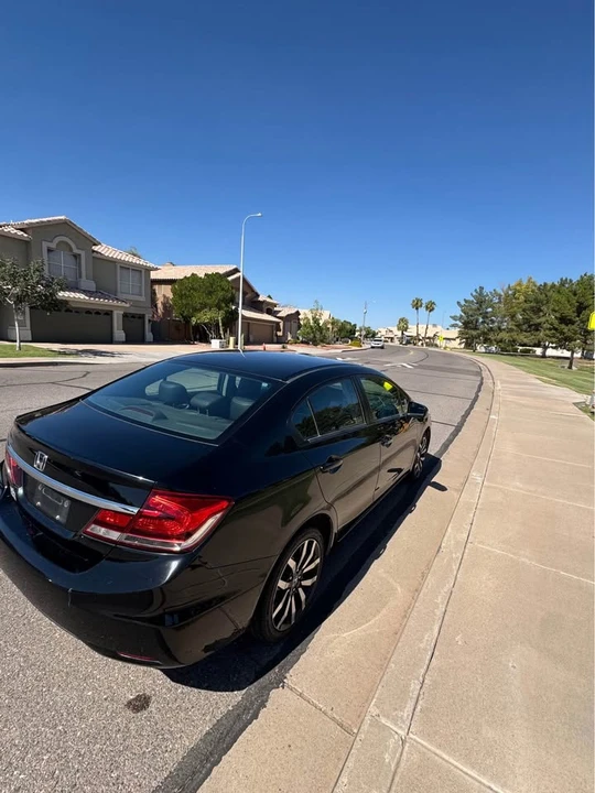 2015 Honda Civic 9th Gen - Image 14 of 19