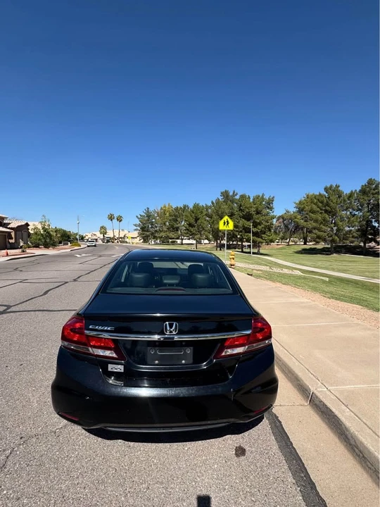 2015 Honda Civic 9th Gen - Image 13 of 19