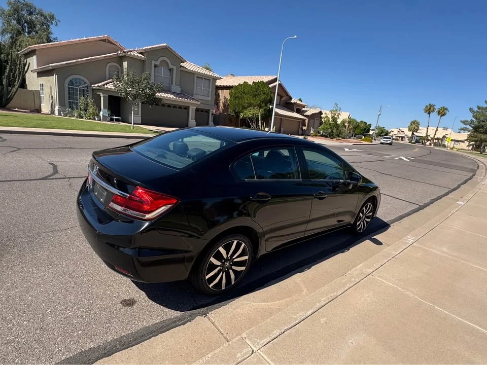 2015 Honda Civic 9th Gen - Image 8 of 19