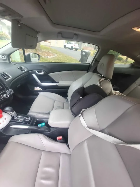 2015 Honda Civic 9th Gen - Image 5 of 9