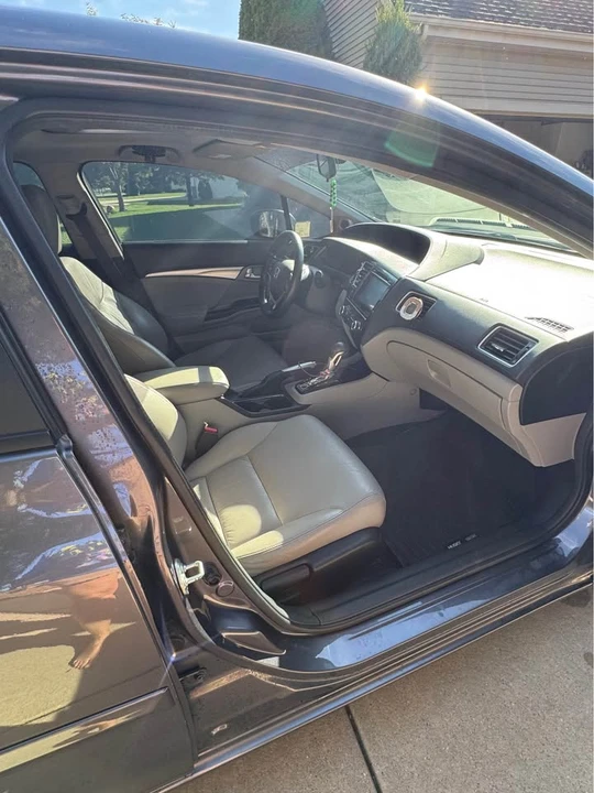 2015 Honda Civic 9th Gen - Image 11 of 14