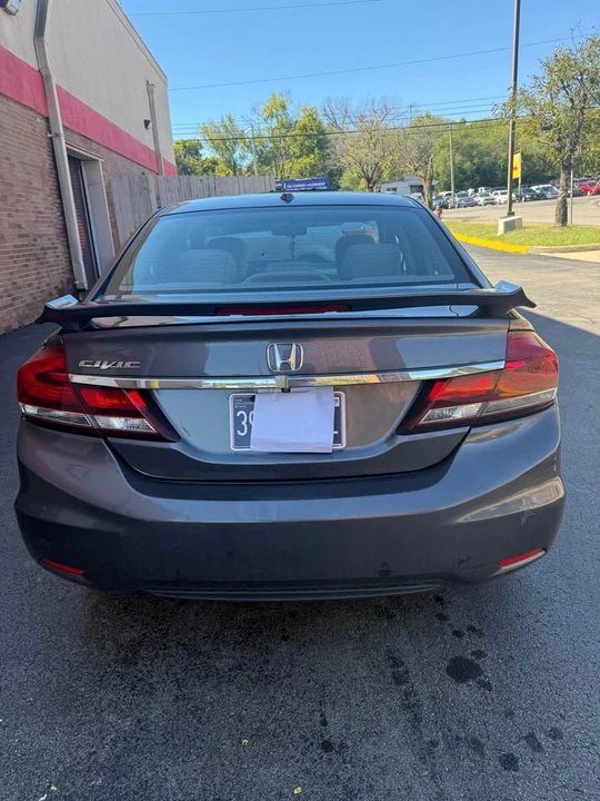 2015 Honda Civic 9th Gen - Image 2 of 13