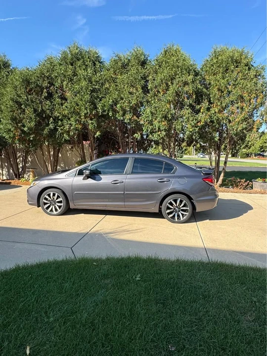 2015 Honda Civic 9th Gen - Image 4 of 14