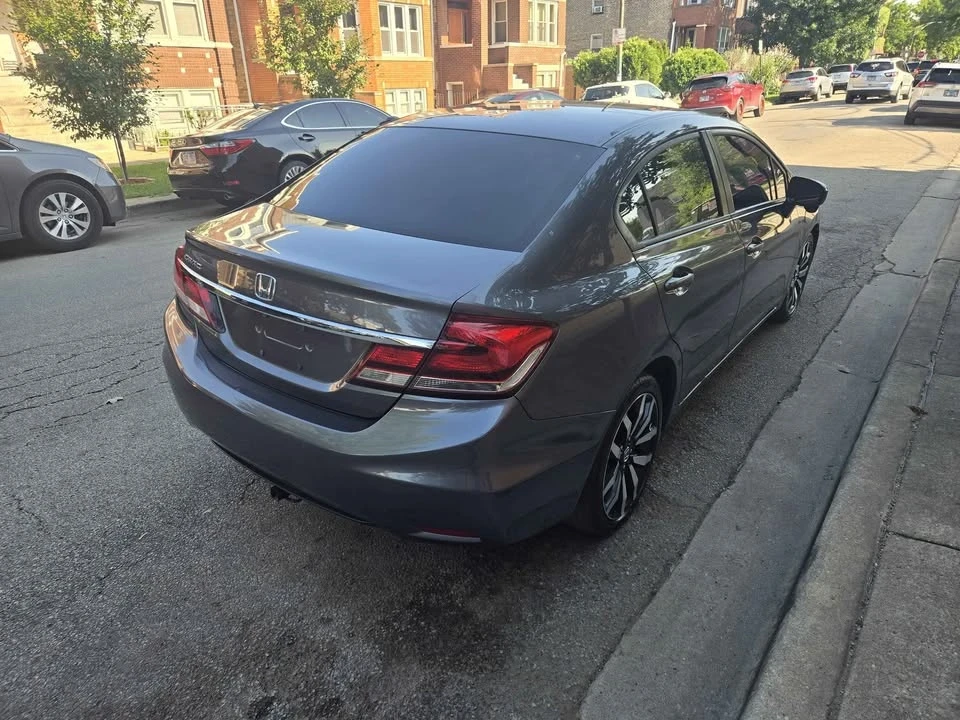 2015 Honda Civic 9th Gen - Image 13 of 18
