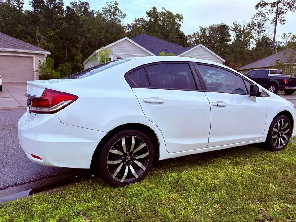 2015 Honda Civic 9th Gen - Image 5 of 14