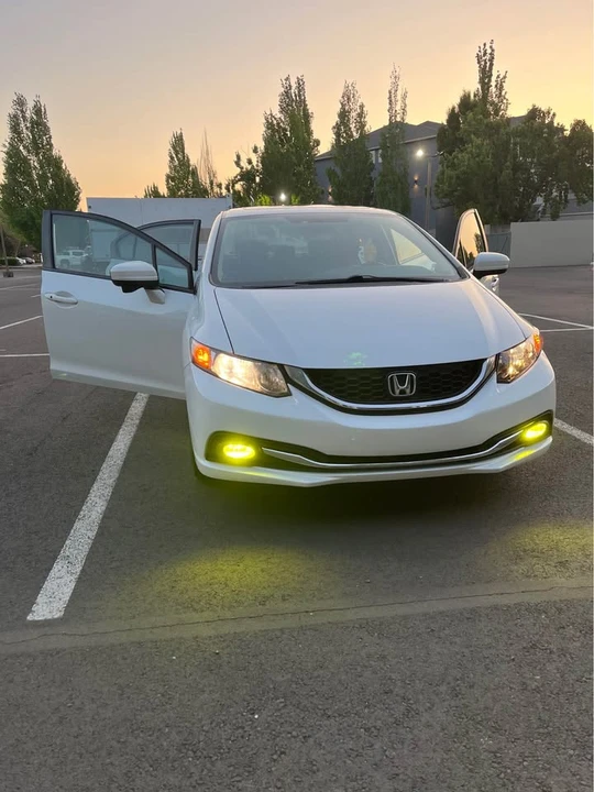 2015 Honda Civic 9th Gen - Image 6 of 9