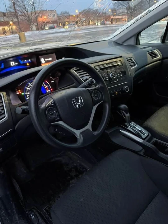 2015 Honda Civic 9th Gen - Image 9 of 9
